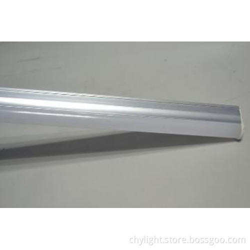 China Manufacturer 3years Warranty High Lumens T5 LED Tubes 4FT 16W